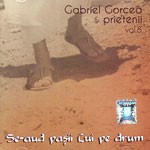 Se-aud pasii Lui pe drum