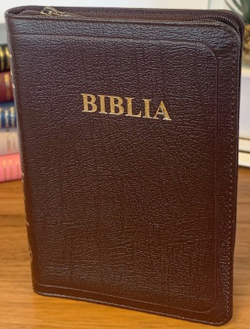 Biblie medie 057 ZTI – maro